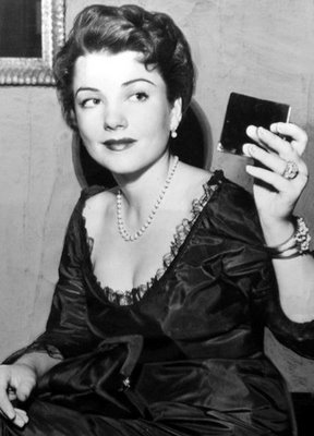 Facts and trivia about Anne Baxter.