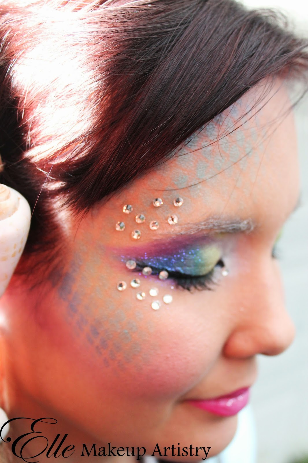 Elle Makeup Artist Halloween Makeup Colorful Mermaid with Shimmering