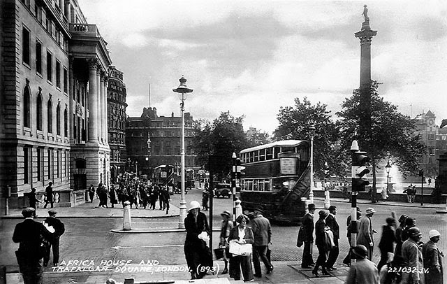 This is What Trafalgar Square Looked Like  in 1926 