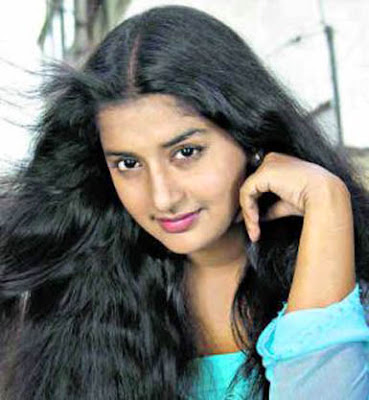 http://4.bp.blogspot.com/-z_Wwsja_OP4/Ta67PKCXkWI/AAAAAAAAE6k/K3pCAhmcalQ/s400/Mallu-actress-Meera-Jasmine.jpg