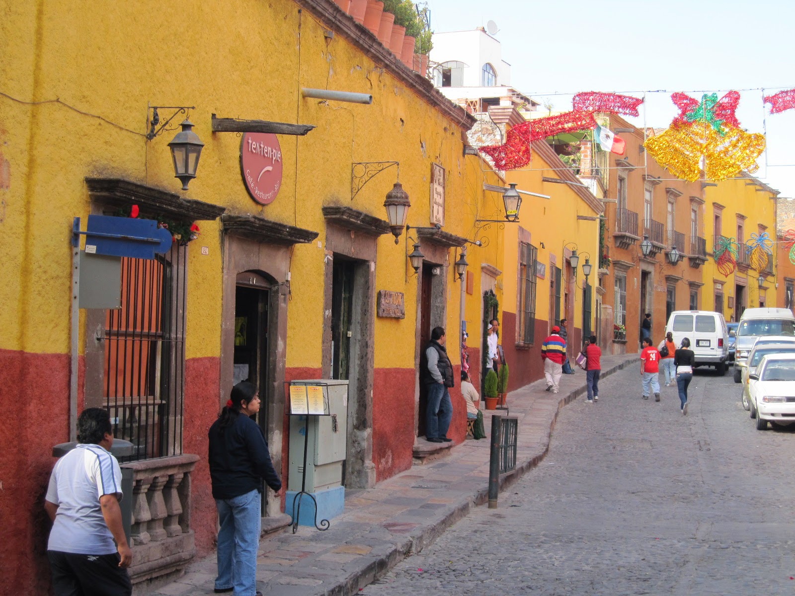 Lessons from Mexico Colorful Streets, Lively Public Space Hoffy Tours
