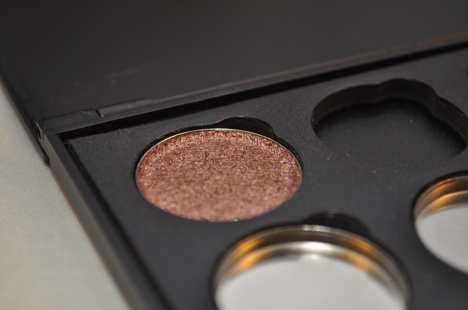  Naturally Beautiful How To Press Loose Mineral Eyeshadows