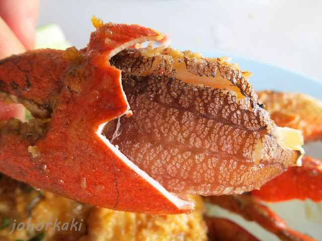 Lobsters and Crabs at Yoou Kee 佑记 Seafood in Sungai Rengit, Pengerang, Johor Crabs-Sungai-Rengit-Pengerang-Johor