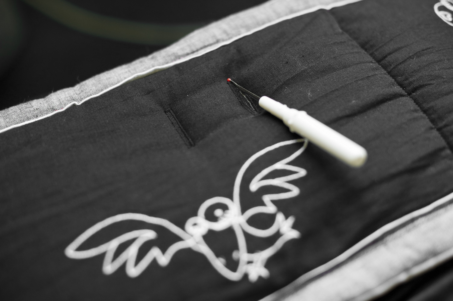 Chromatophobic Reversible Cot Bumper Tutorial