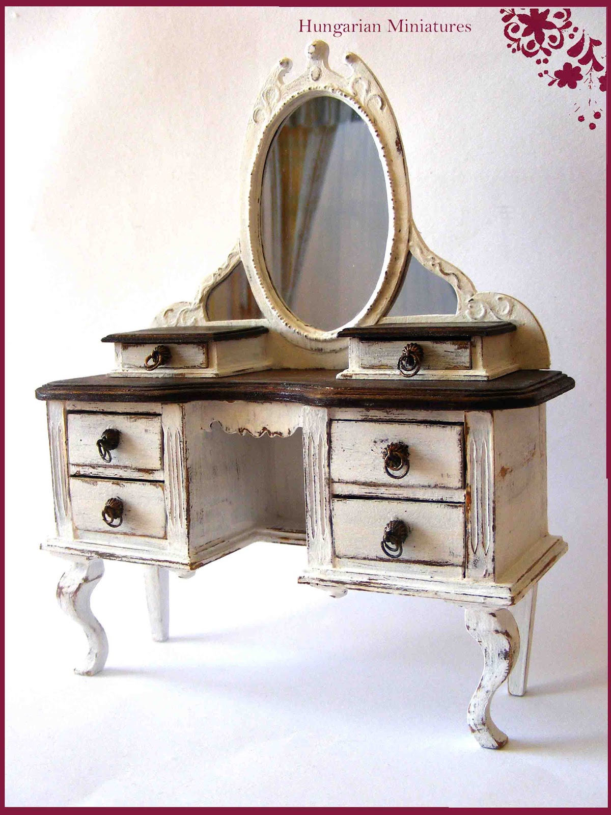 My tiny world Dollhouse miniatures Vanity table