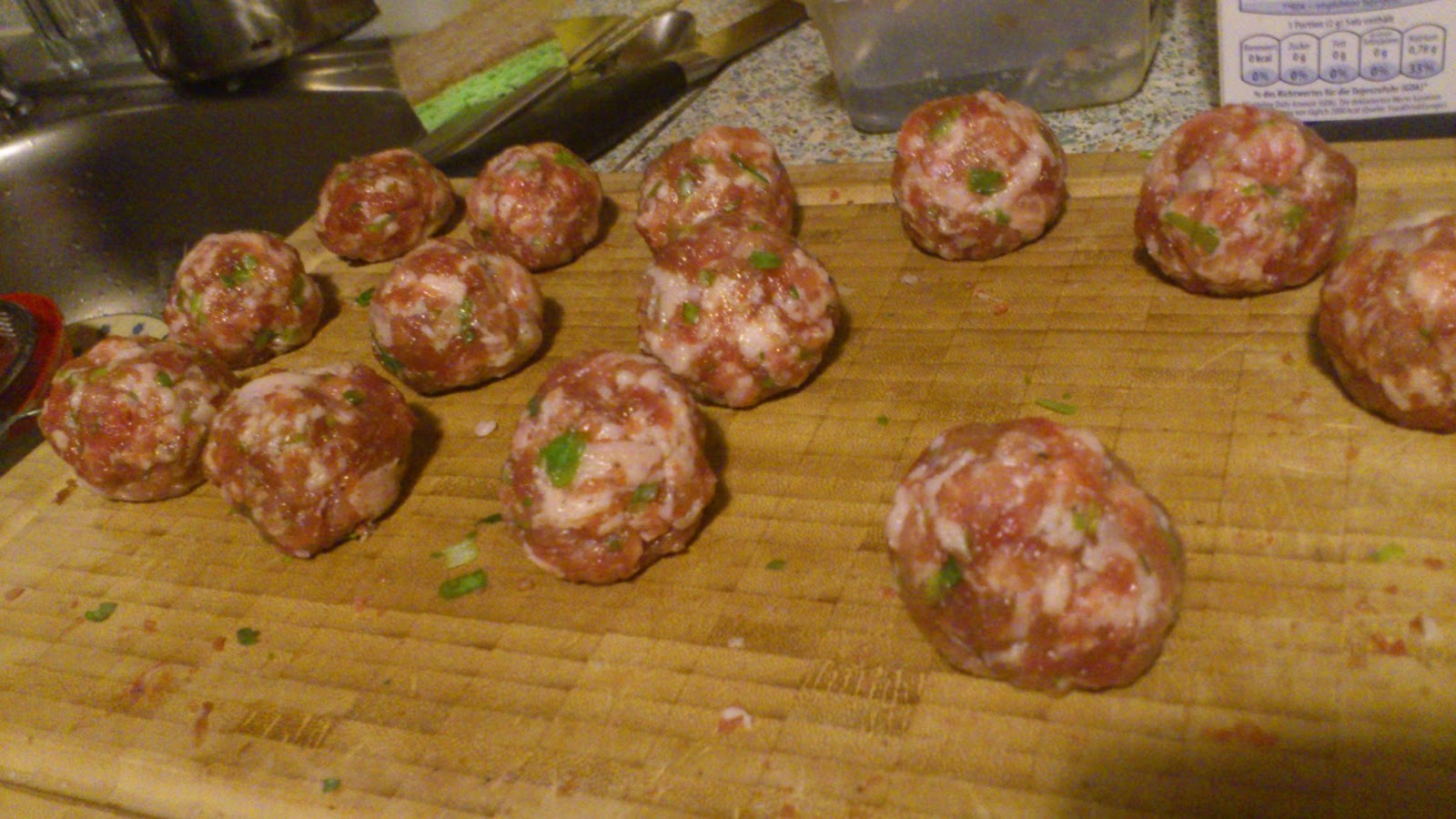 Maika - Bà nội trợ mê hàng hiệu: Bánh mì xíu mại Hoàng Diệu ( Xíu Mại