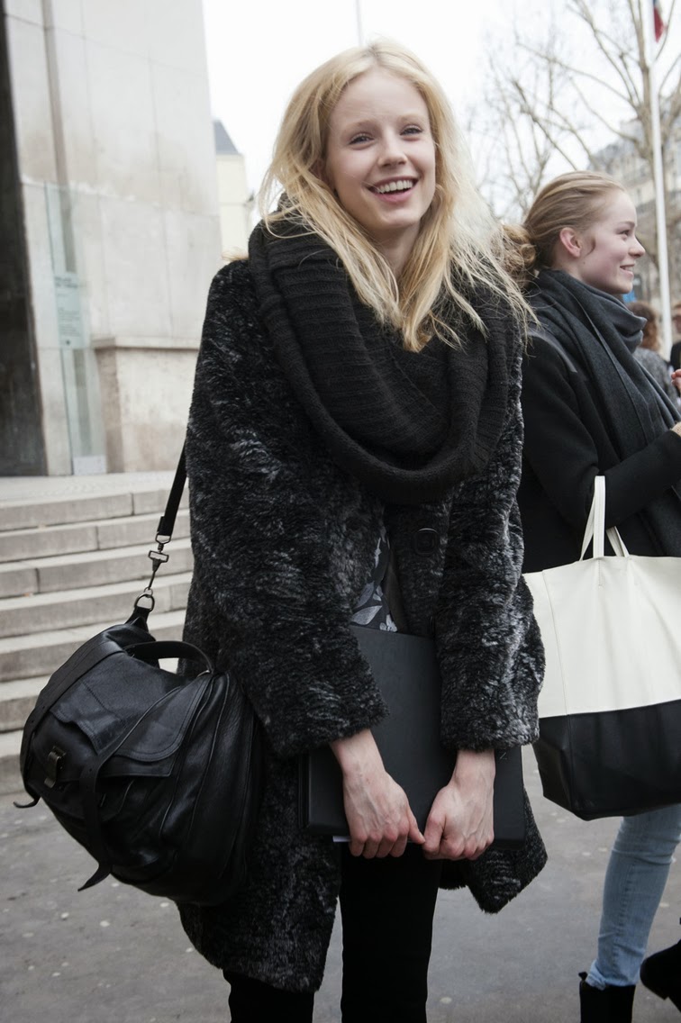 Black fur coat PS1 bag model off duty Black fur coat PS1 bag model off duty