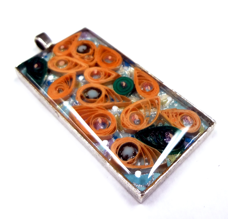 Resin Crafts Quilling Encased in Jewelry Resin