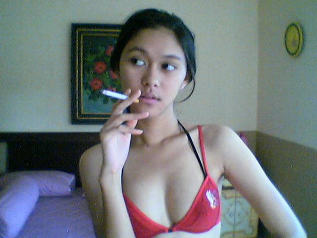 Terpedaya Diumpan Wanita Seksi