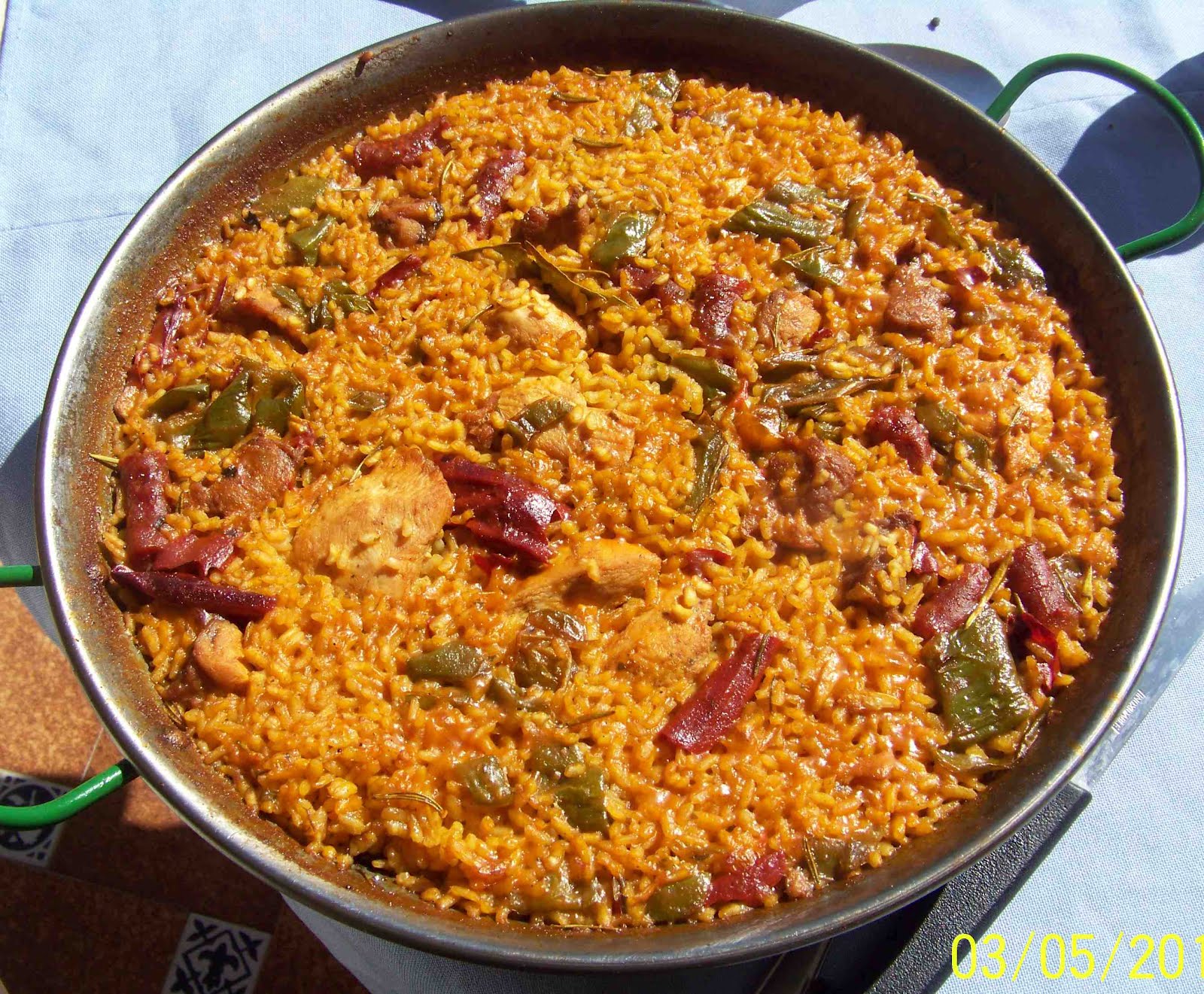 Culinaria y otras cosas Paella de carnes adobadas
