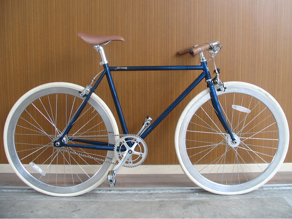 Pedal Craze Airwalk fixed gear bicycles Singapore Airwalk fixed gear