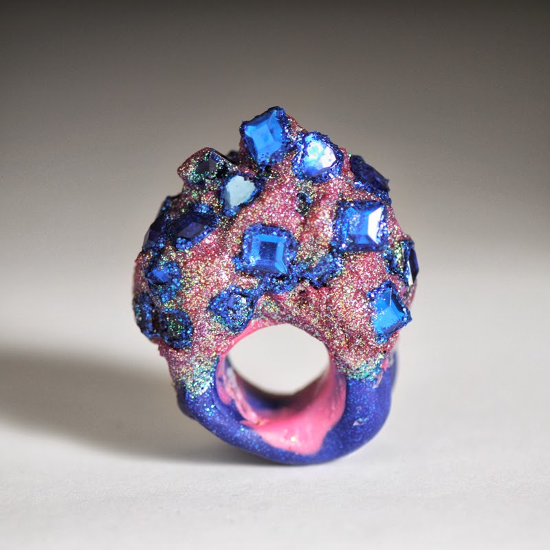 Featured Artist: Maud Traon Featured Artist: Maud Traon