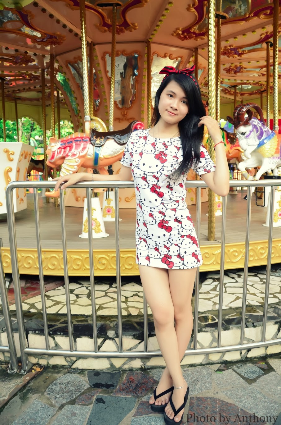 Phạm Quỳnh Vân Anh xinh đẹp với đôi chân dài trắng nõn
