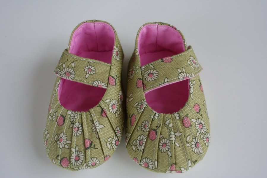 Clairey Sews Pitter patter of tiny feet