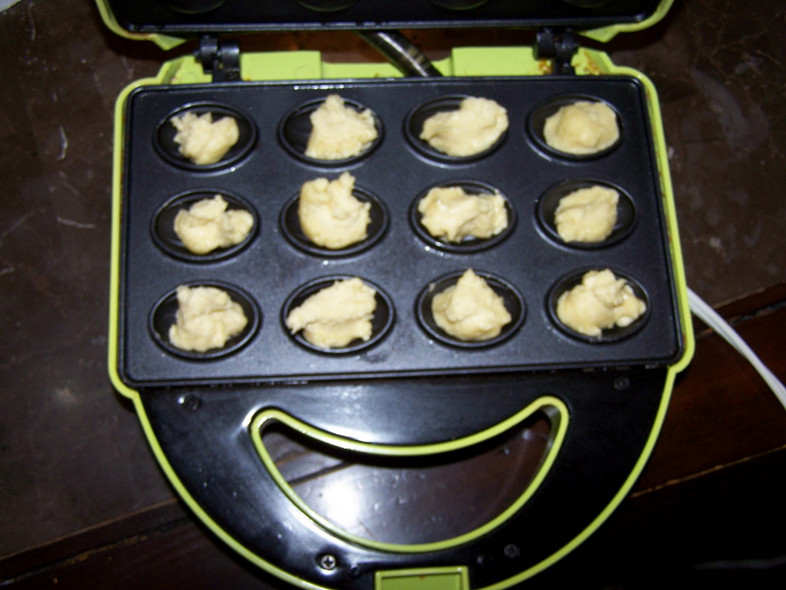 Lea's Cooking Walnut Cookies Recipe "Oreshki" { Орешки со Cгущенкой}