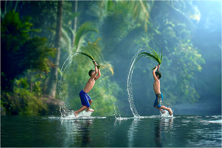 Emerging Photographers, Best Photo of the Day in Emphoka by Ipoenk Graphic Emerging Photographers, Best Photo of the Day in Emphoka by Ipoenk Graphic