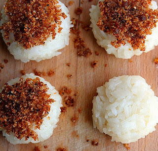 RESEP DAN CARA MEMBUAT SERUNDENG KELAPA GURIH KHAS INDONESIA