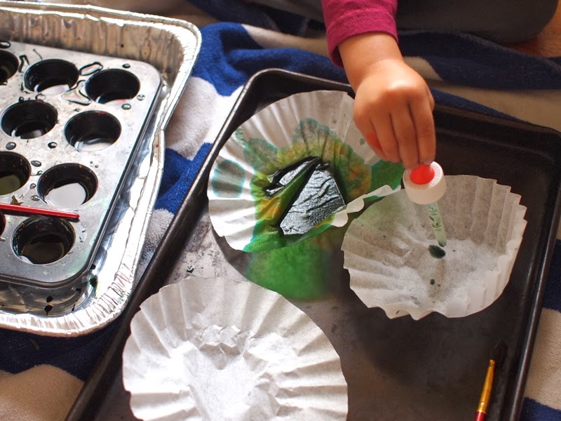 Make Coffee Filter Flowers Coffee filter flowers, April crafts, Arts