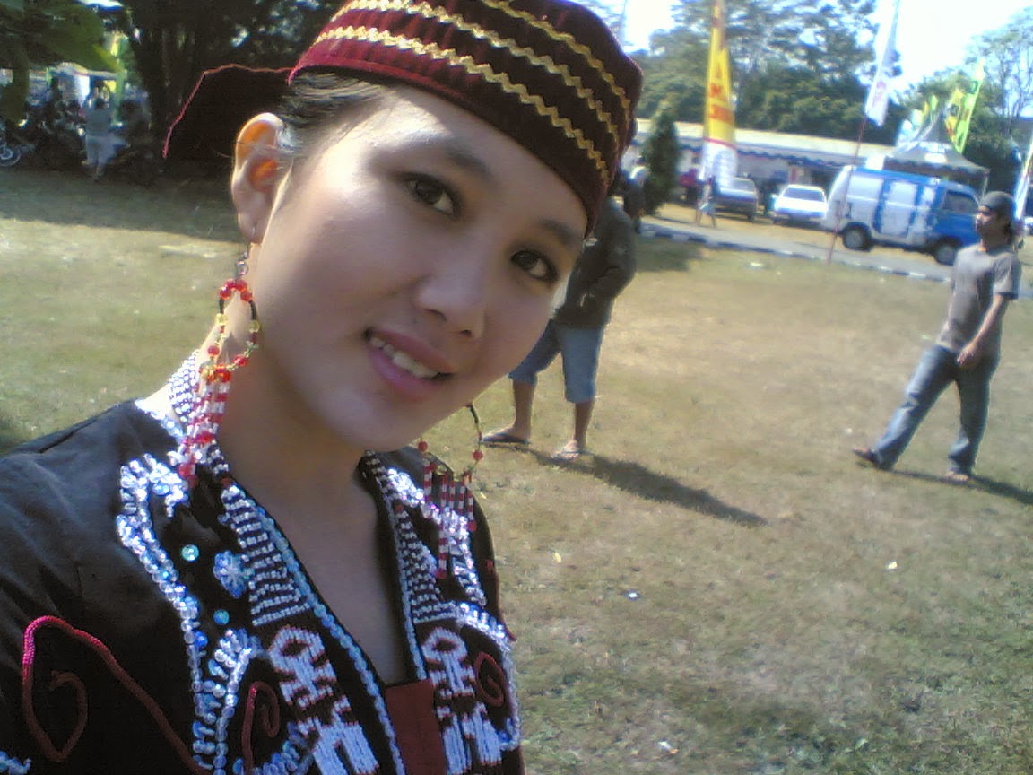 Gadis Dayak Behe Gadis Dayak Behe