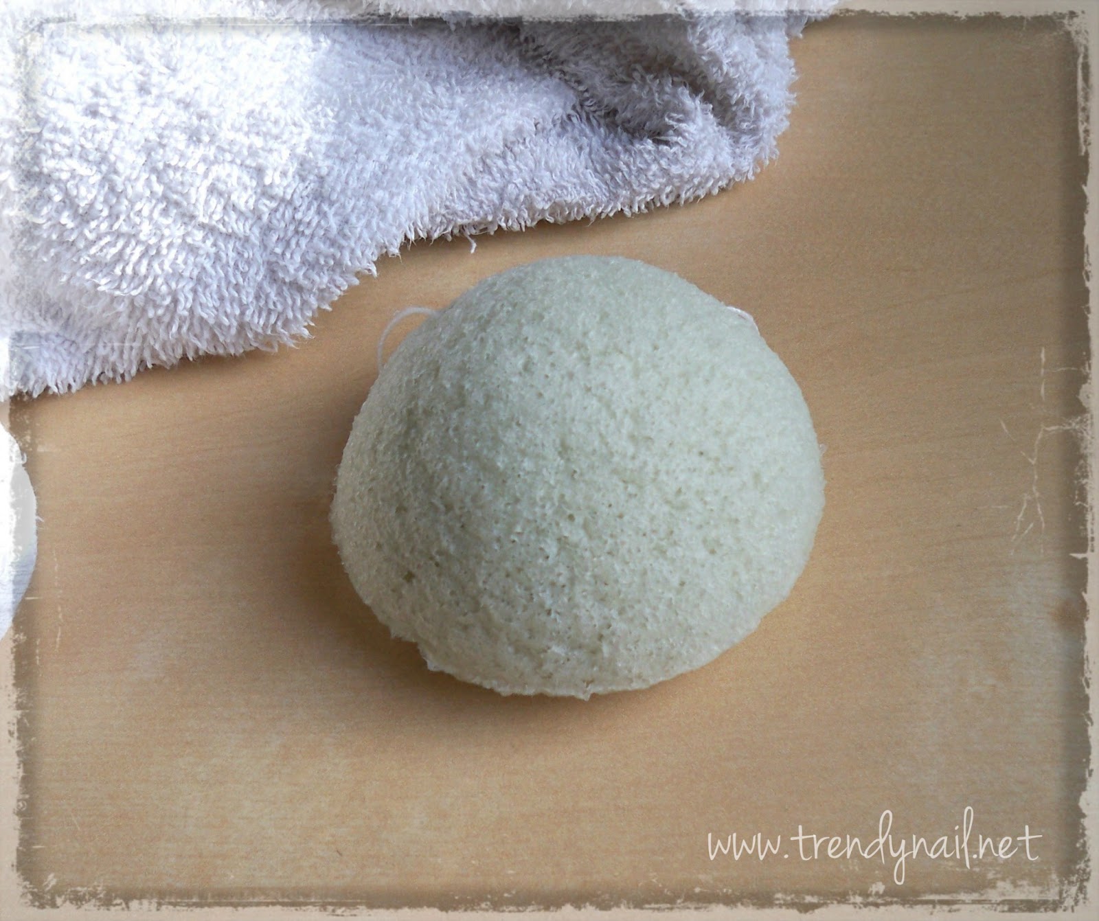 Konjac Sponge due marche a confronto (Kiko Make Up Milano, The Konjac