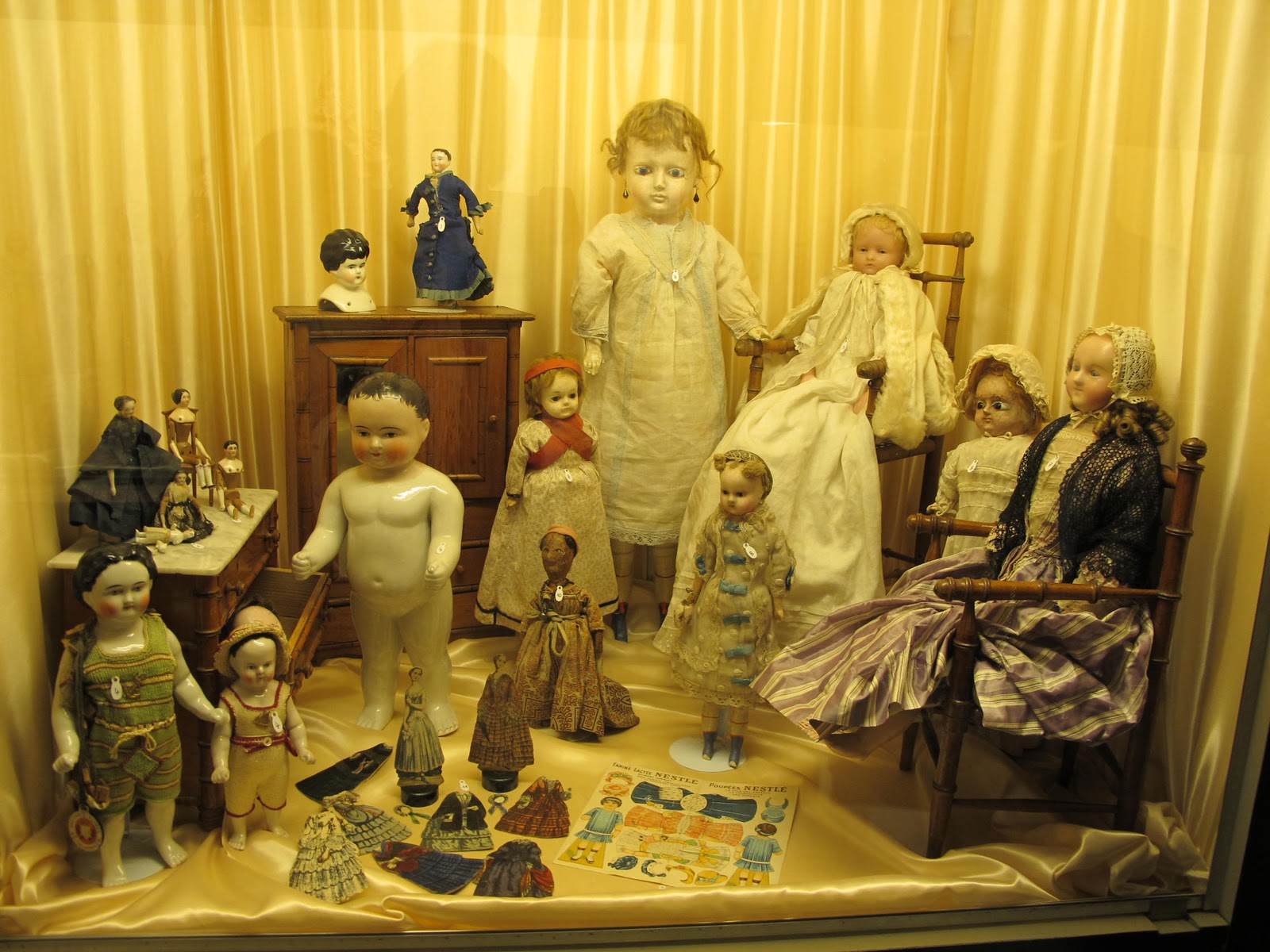antique doll museums