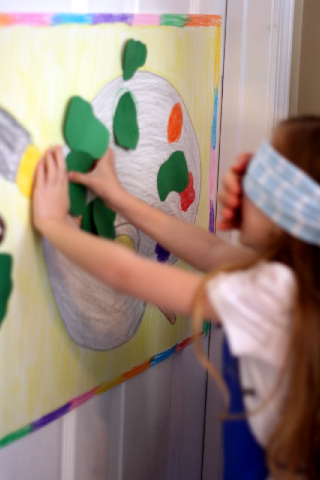 our life... Emma's Art Party