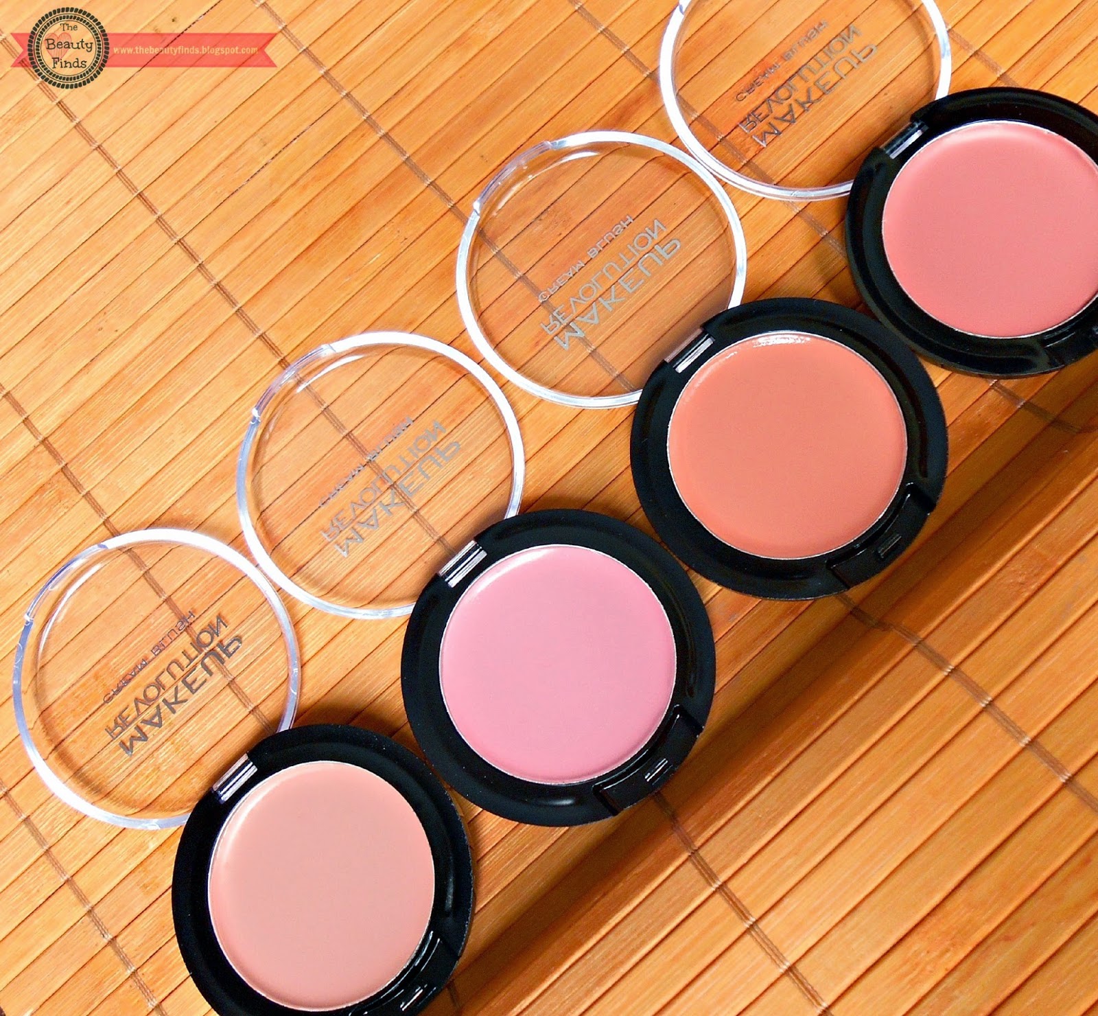 Maquillaje Crema vs. maquillaje en polvo Maquillaje Crema vs. maquillaje en polvo