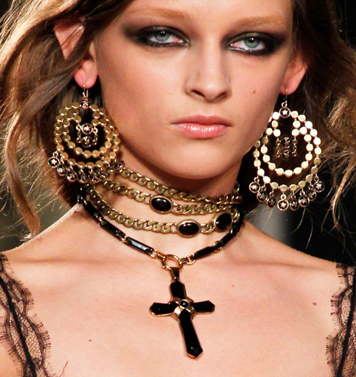 http://4.bp.blogspot.com/-zoLq-IaSXgc/TpBmQPyBYGI/AAAAAAAAO98/E4dYQTFmUao/s1600/emilio4.jpg