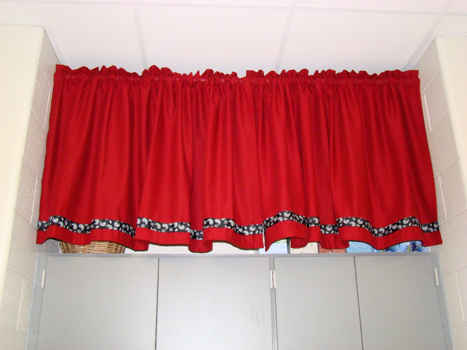 Mrs. Farmer's Class Curtains, Curtains, Everywhere!