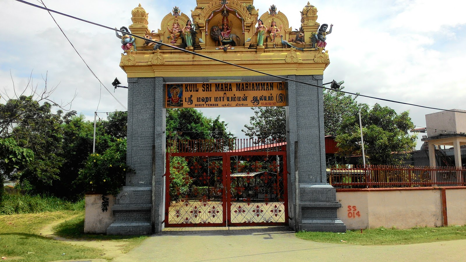 Malaysian Temples: Sri Maha Mariamman Temple,Bukit Tembok,Seremban