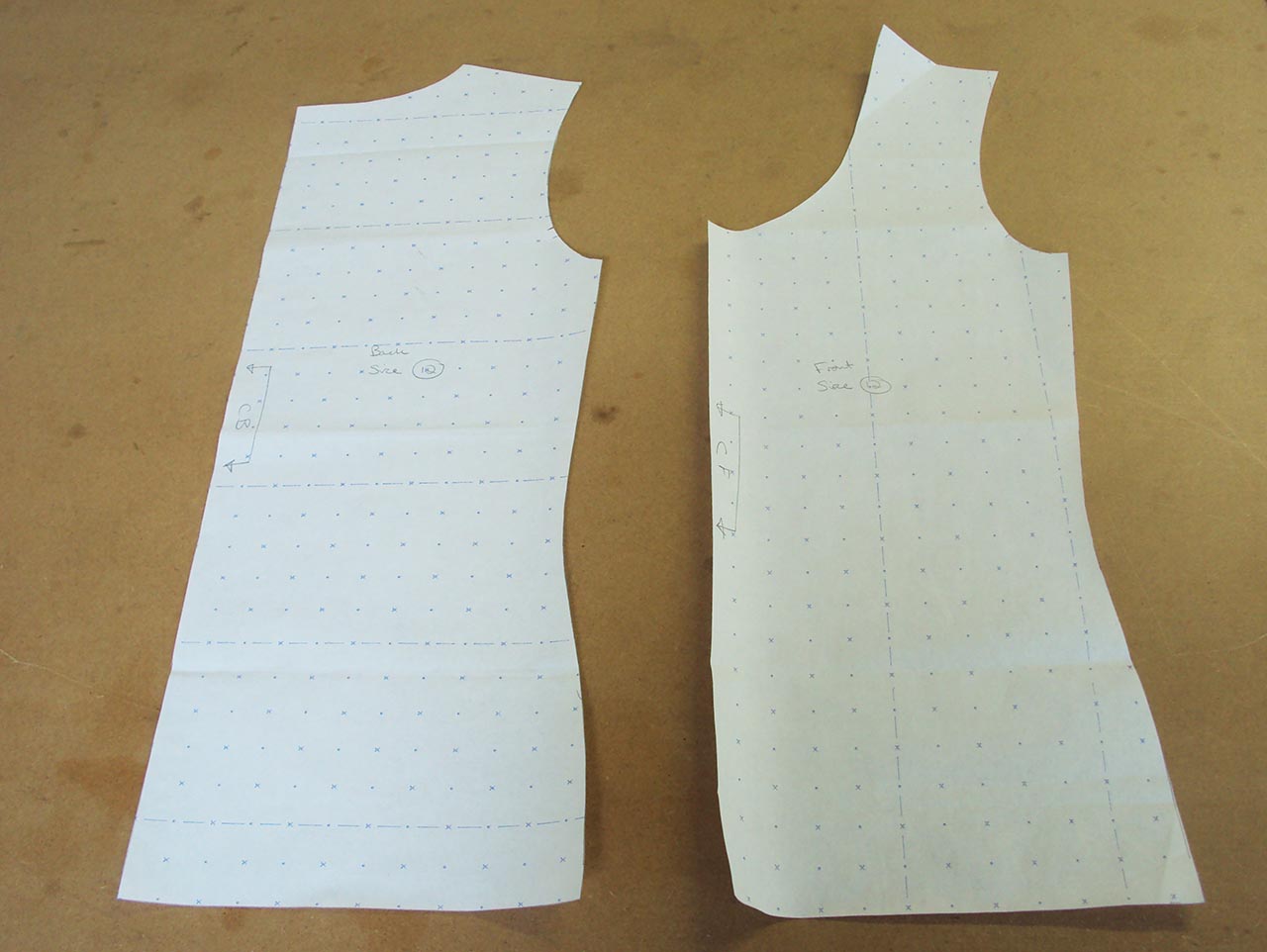 'So, Zo...' Refashion Friday Tutorial/HowTo Draft a Collar for a T