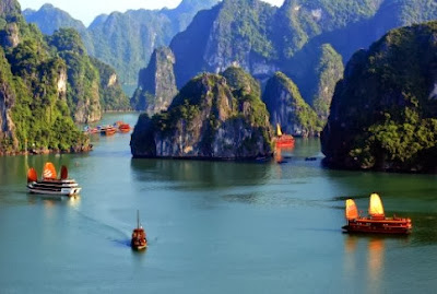 Cho thuê xe du lịch 16 chỗ đi Cát Bà