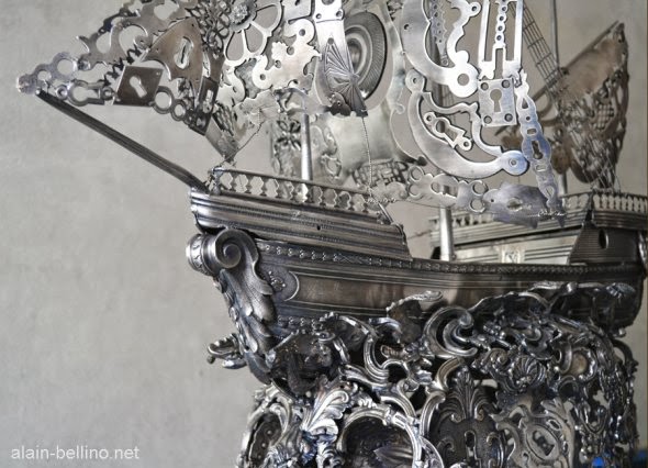 Alain Bellino esculturas caveiras crânios dourados steampunk góticas detalhadas Alain Bellino esculturas caveiras crânios dourados steampunk góticas detalhadas
