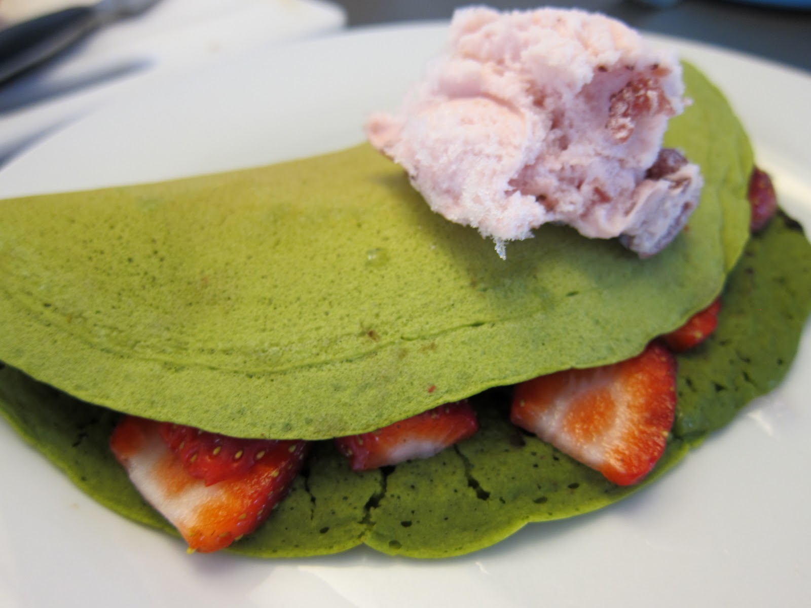 Dining for Two Easy to Make Green Tea Crepes Beautiful, Creative, Green!