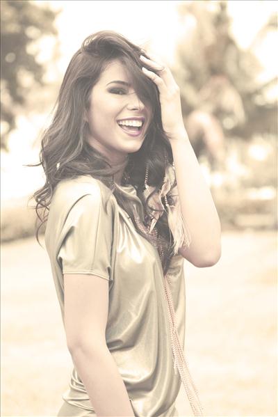 Vanessa De Roide Toledo : BEST SMILE AWARD Vanessa De Roide Toledo