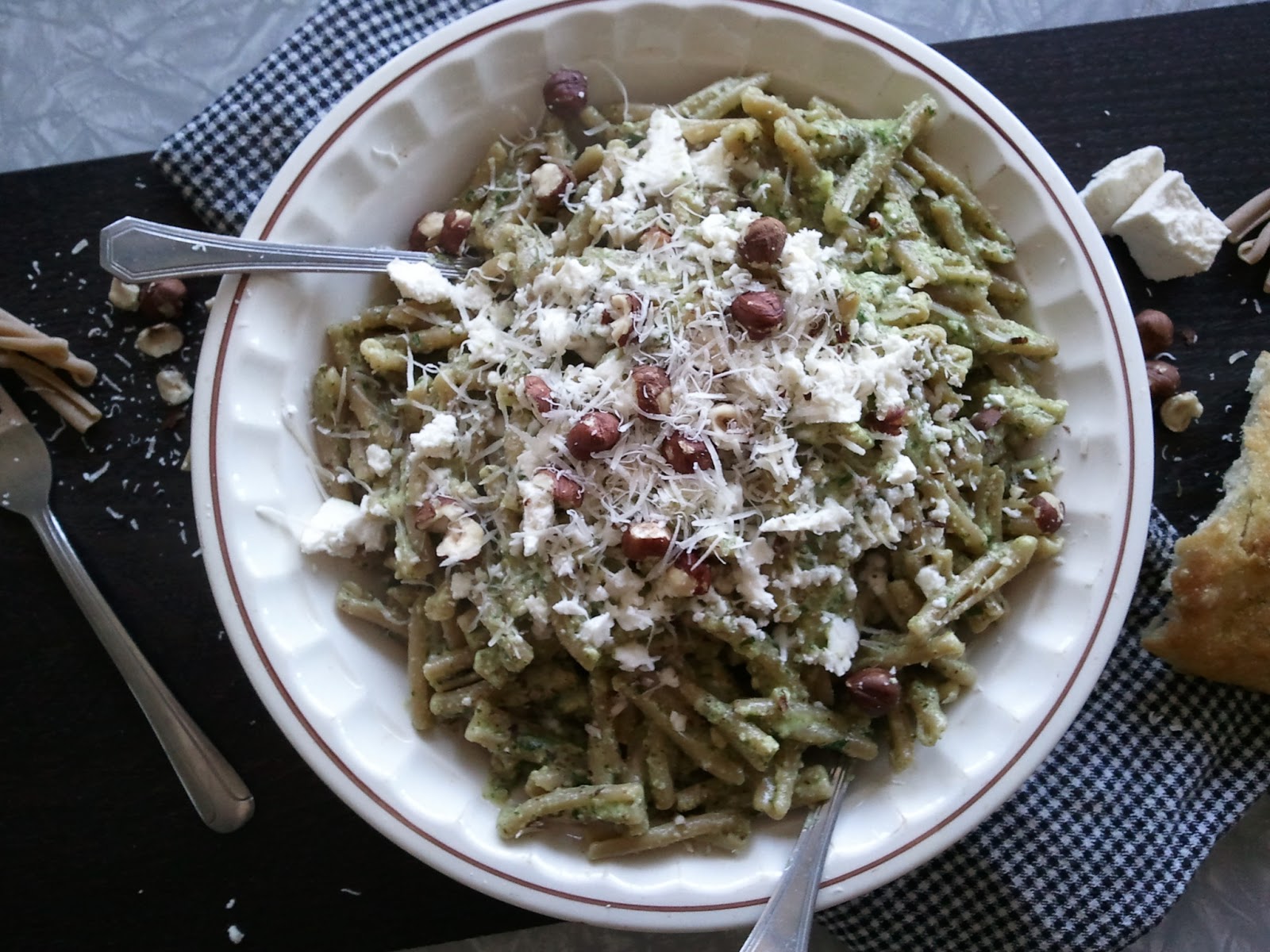 turnip&bean Arugula & Hazelnut Pesto Pasta with Feta Cheese