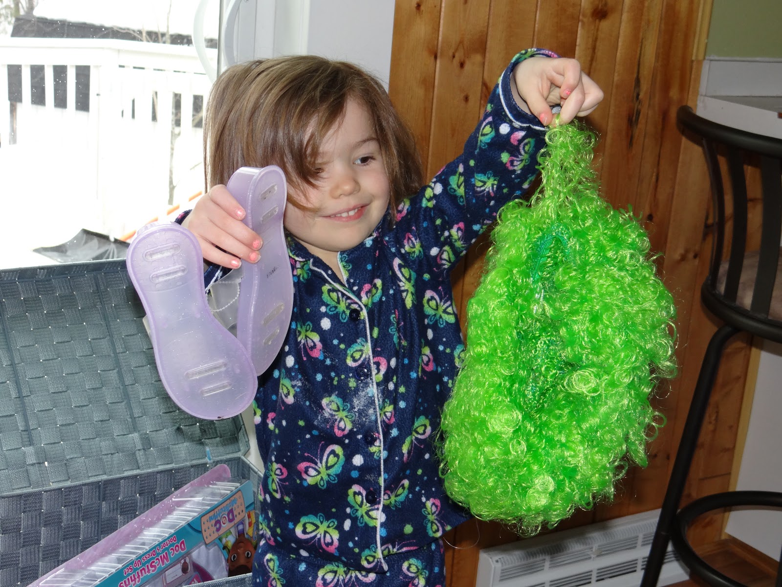 Busy Hands Blessed Hearts Dress Up Box Ideas for Girls