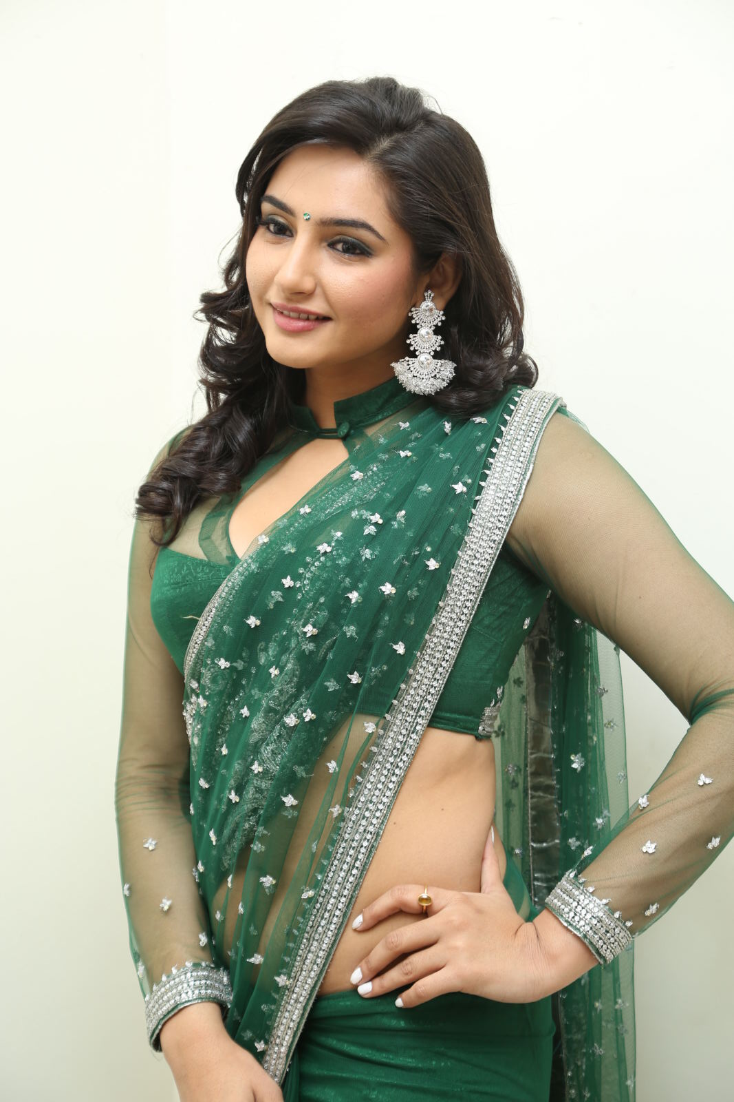 blouse for transparent saree
