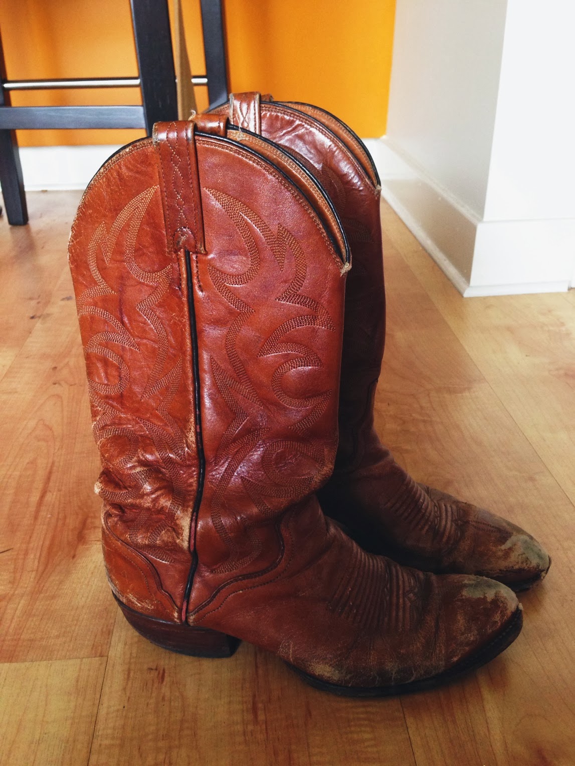Vintage Cowboy Boots from Melrose, Los Angeles, California melrose, shopping, boots, cowboy, western, vintage, repurposed, leather, cute, sexy, comfortable, 2013, 2014