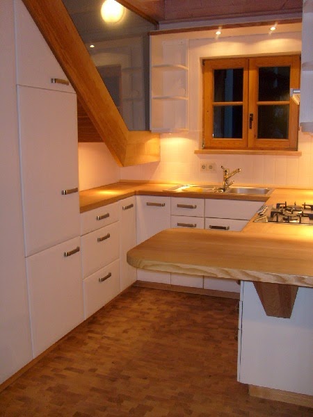Baño bajo escalera en u ~ dikidu.com