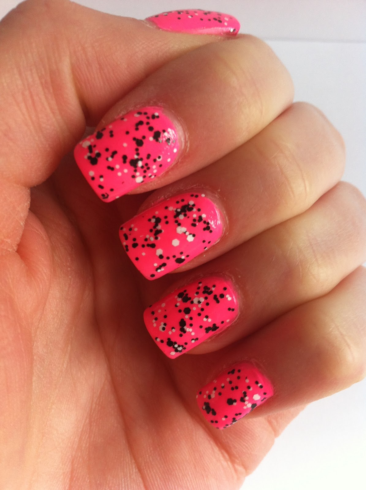 Beauty Box L'oreal Confetti Top Coat Nail Varnish