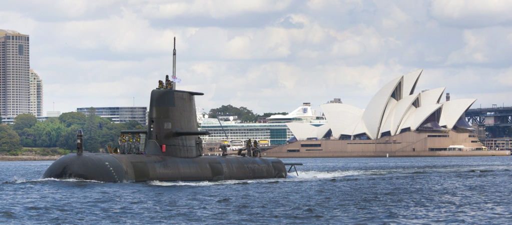 http://4.bp.blogspot.com/-ztpxu8Wj5h4/URHD-c3-5II/AAAAAAAAX5A/HOkhRytItmk/s1600/HMAS+Sheean+departs+Fleet+Base+East+for+the+Eastern+Australian+Exercise+Area+(EAXA)+HMAS+Sheean+(SSG+77)+Collins+class+submarines+Royal+Australian+Navy+(RAN)+(1).jpg