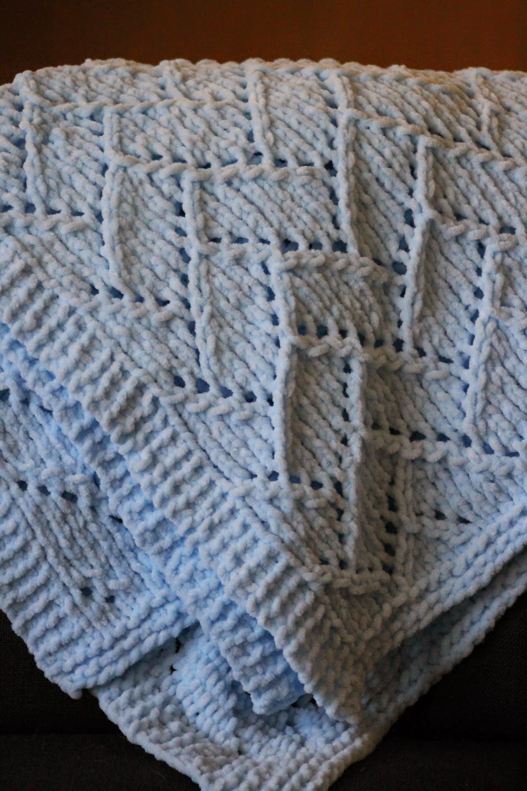 Balls to the Walls Knits: Bricklayers Lace Baby Blanket