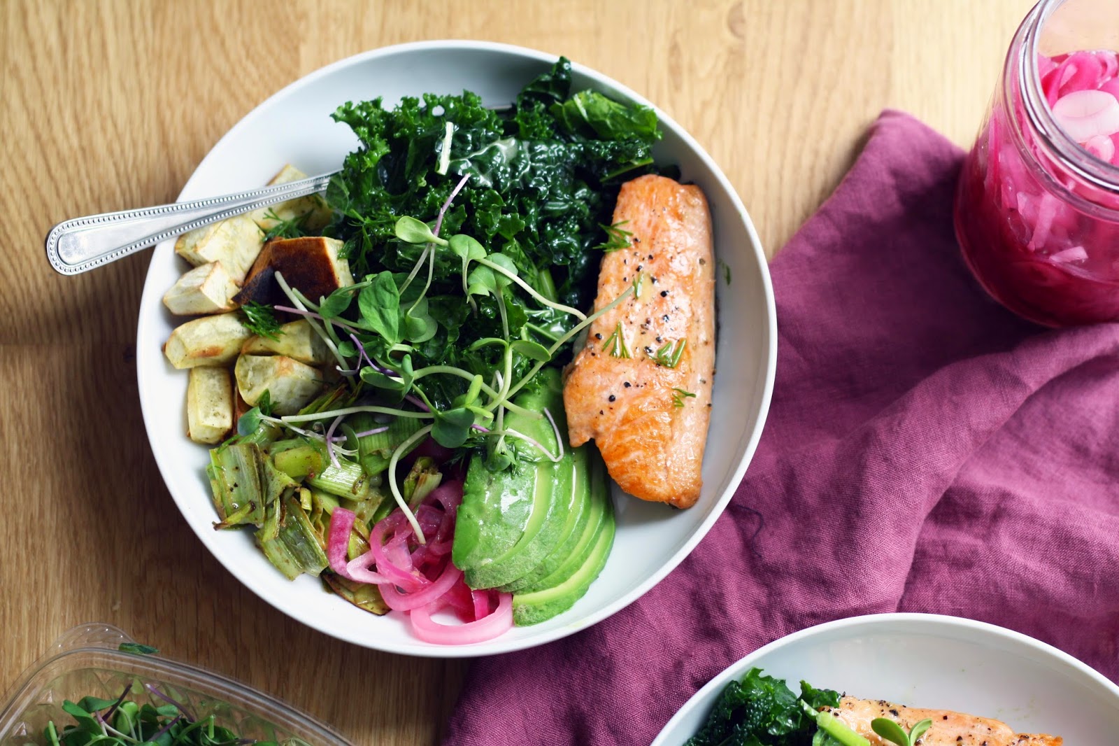 Salmon Bowls with Pickled Red Onions, Roasted Sweet Potatoes and Sautéed Leeks | Sevengrams