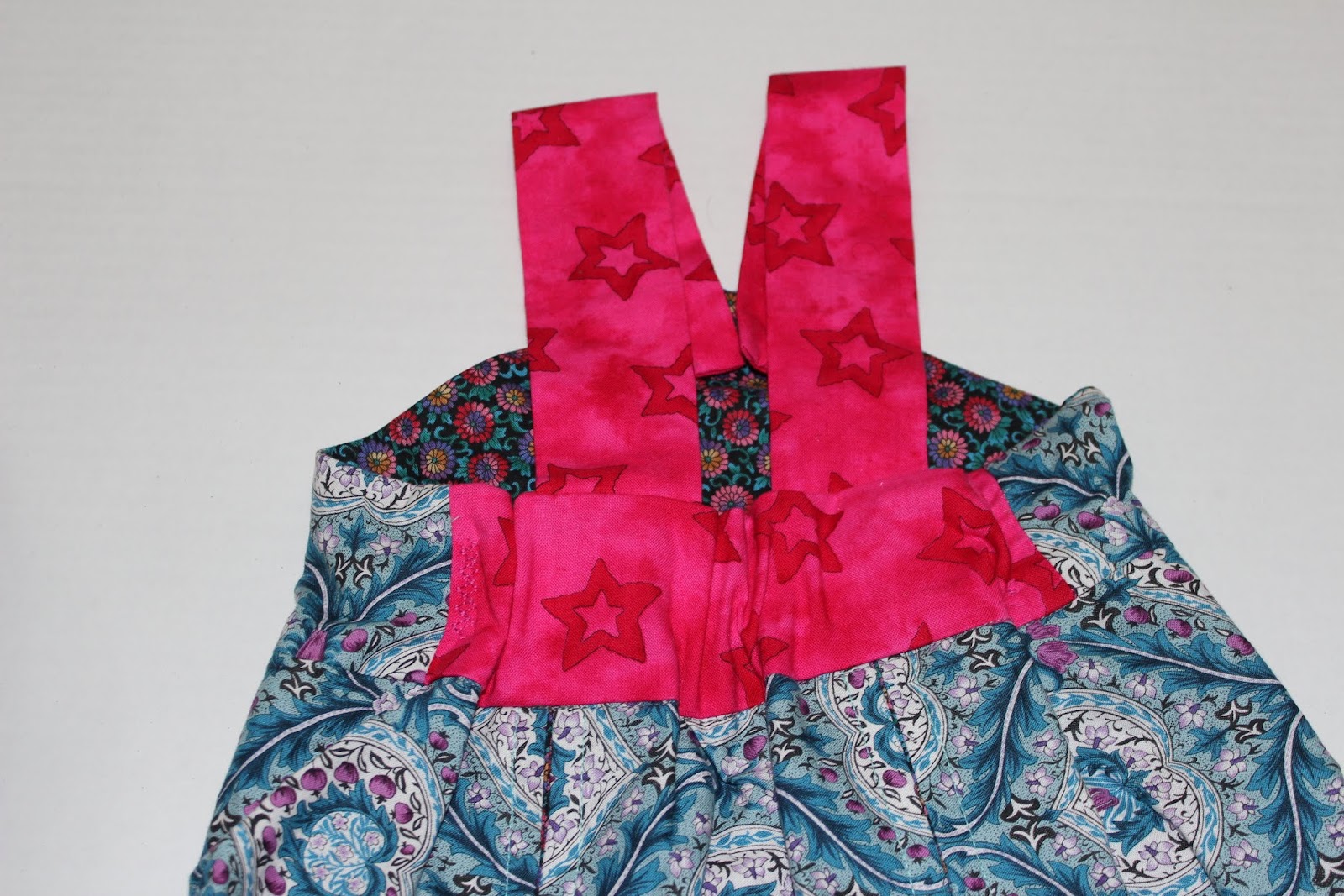 Blooms And Bugs Box pleated jumper dress pattern and tutorial