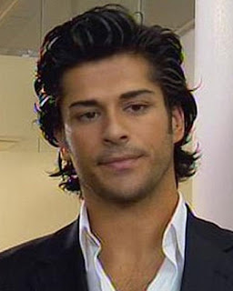 Cómo dejarte crecer el cabello si eres un hombre wikiHow