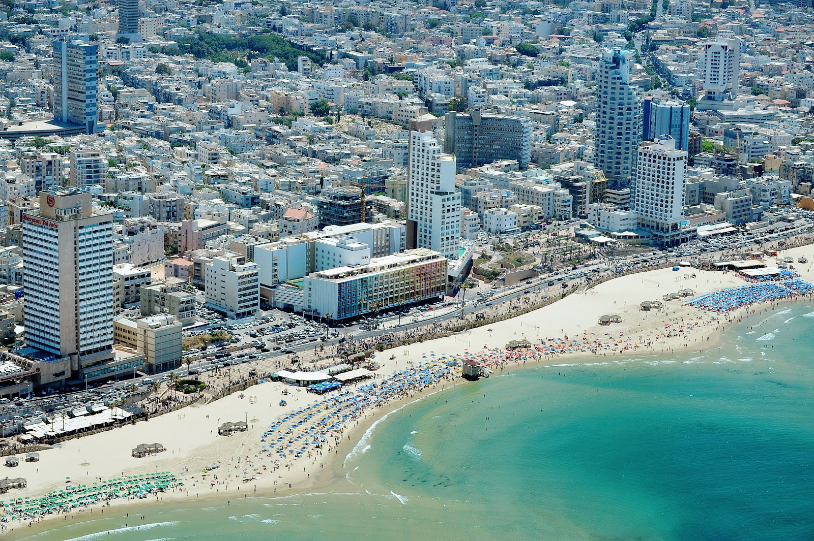 Aerial+view+of+TelAviv+beach+on+the+coastline+of+the+Mediterranean+sea