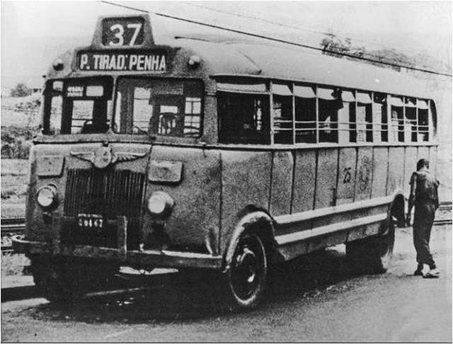Linha Praça Tirandetes-Penha, no ano de 1948
