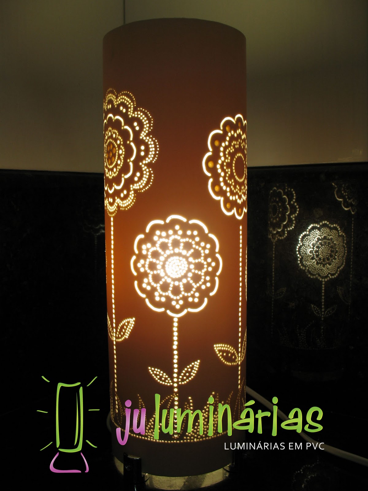 Ju Luminárias Luminárias em PVC Luminária em PVC Jardim