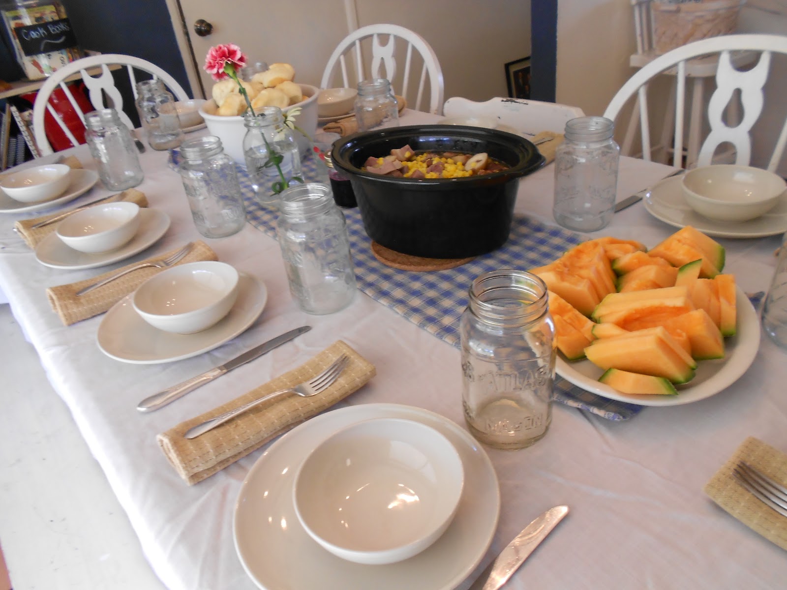 The American Homemaker: Old Fashioned Family Dinner Tablescape w/Roll
